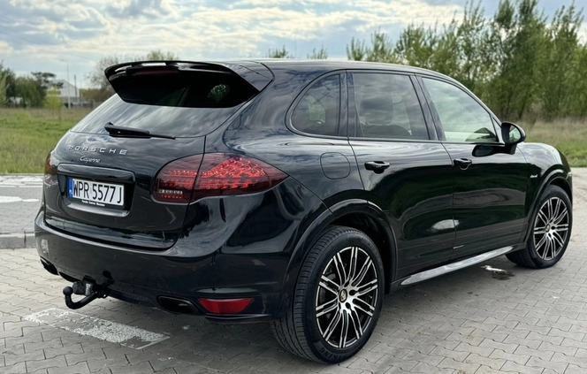 Porsche Cayenne cena 99900 przebieg: 223000, rok produkcji 2012 z Warszawa małe 596
